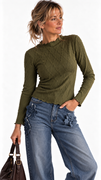 Haut femme texturé Rose Héritage à manches longues – détail texture – Gilles de Beaumont