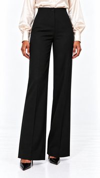 Détail du pantalon noir femme taille haute, bouton et plis marqués – Ligne Noire