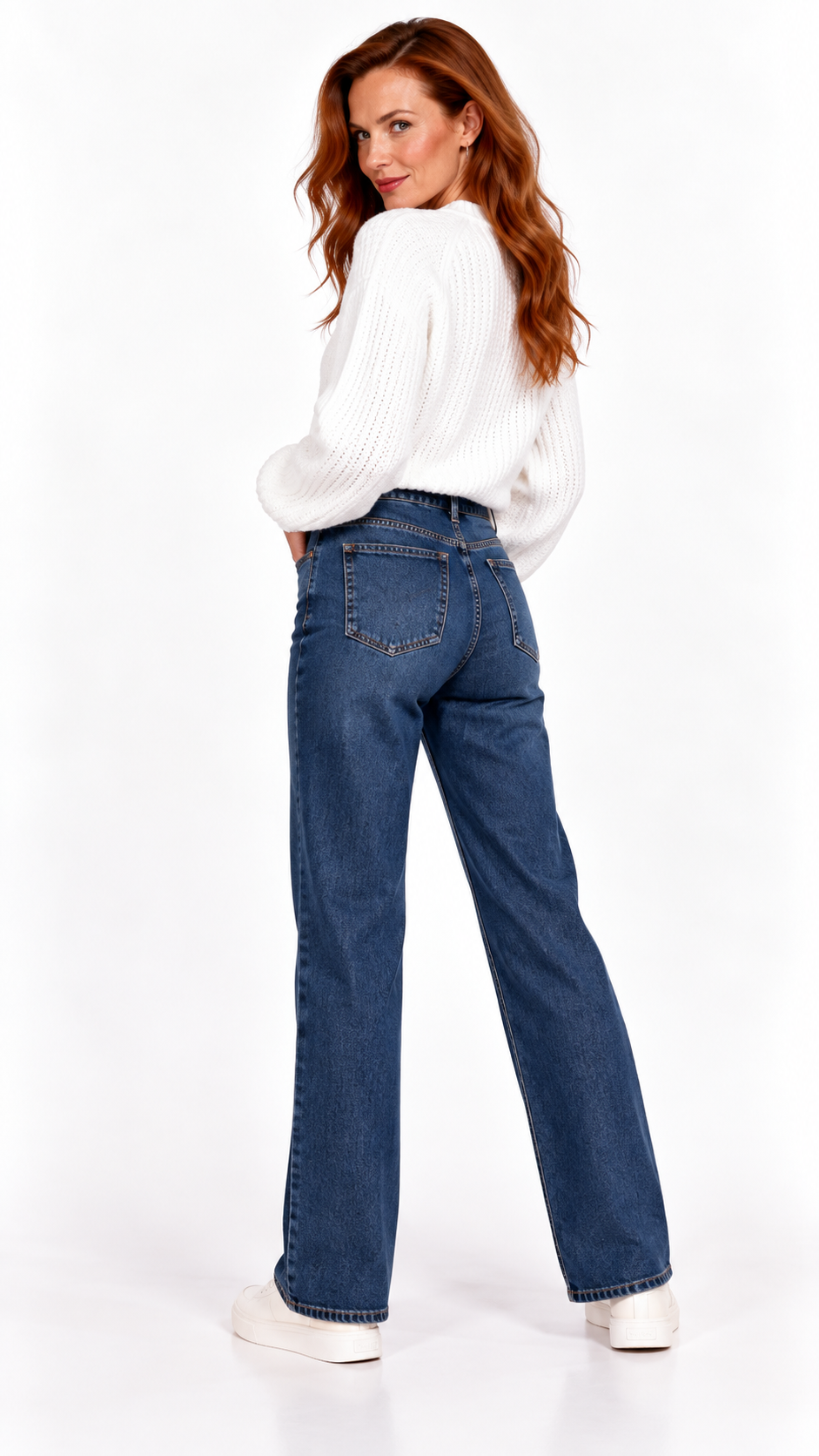 Pull femme blanc en maille chic et minimaliste – Gilles de Beaumont